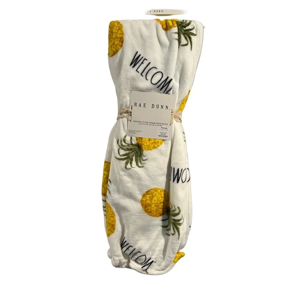Rae Dunn Welcome Pineapple Printed Plush Throw Blanket - New with Tags